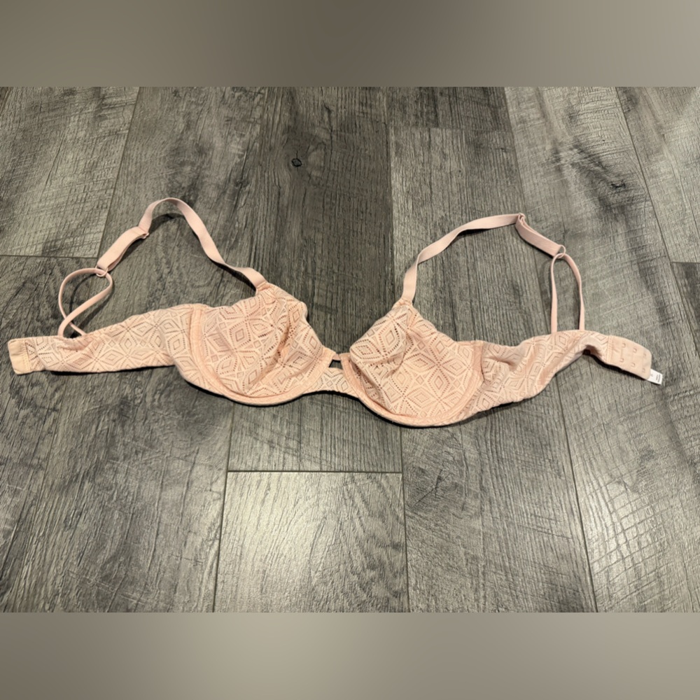 Auden. Women’s Lace Underwire Bra 34c